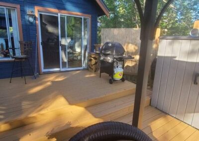 Painted deck with Sherwin-Williams Cedar